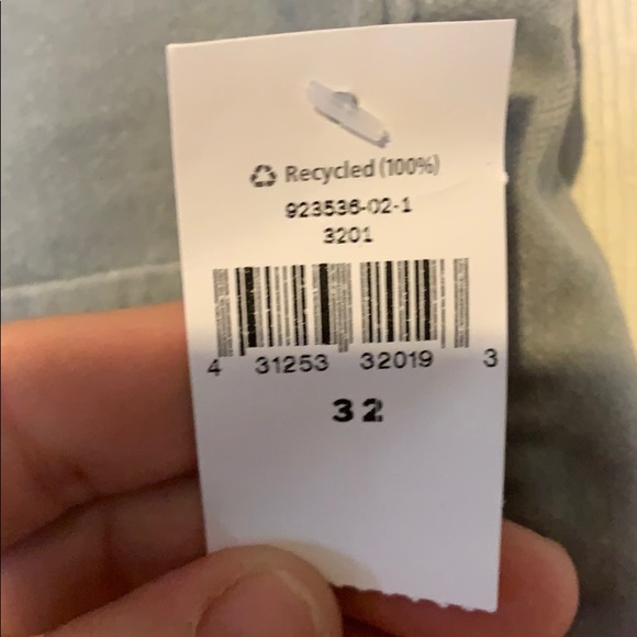 Gap women’s size 32 skinny pants - Picture 4 of 5